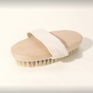 فرشاة الجسم مع فرشاة جافة من شعيرات طبيعية لينة والثابت ، وفرشاة الجسم تقشير / فرك